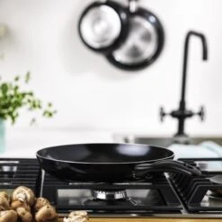 VitaVerde Expert Koekenpannenset Ø 24cm + Ø 28cm - Zwart - Inductie - PFAS-vrij 15 VitaVerde Expert Koekenpannenset Ø 24cm + Ø 28cm - Zwart - Inductie - PFAS-vrij -Pot Benodigdheden Winkel 1200x1200 167