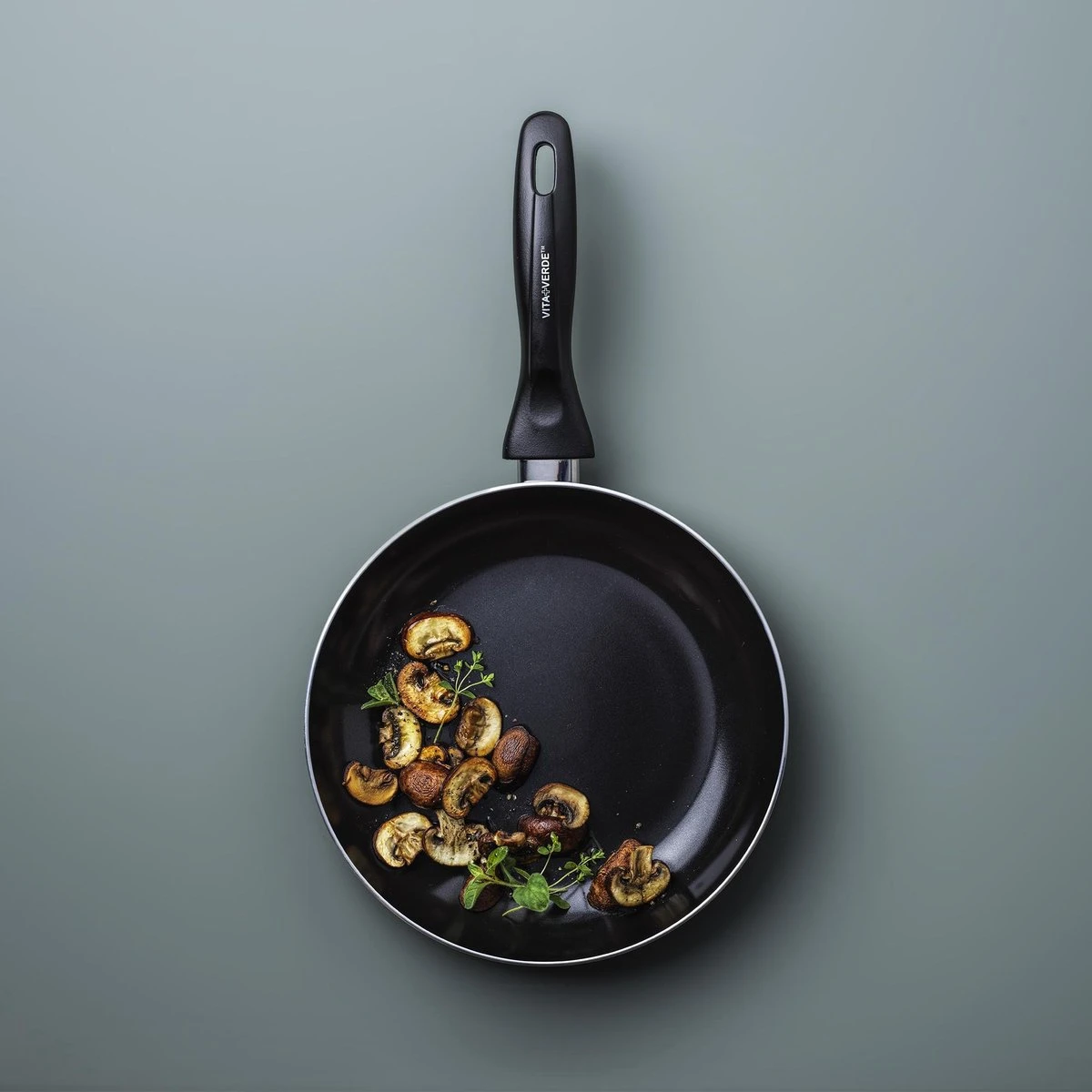 VitaVerde Expert Koekenpannenset Ø 24cm + Ø 28cm - Zwart - Inductie - PFAS-vrij 10 VitaVerde Expert Koekenpannenset Ø 24cm + Ø 28cm - Zwart - Inductie - PFAS-vrij - Afbeelding 10