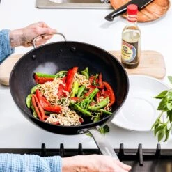 GreenPan Copenhagen Wok Met Extra Handvat 30cm/4.8L -Pot Benodigdheden Winkel 1200x1200 250