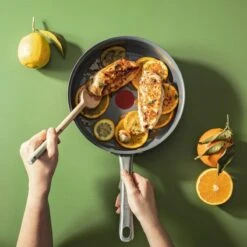 Tefal Renew+ Keramische Hapjespan - Ø 24 Cm - Met Deksel 20 Tefal Renew+ Keramische Hapjespan - Ø 24 Cm - Met Deksel -Pot Benodigdheden Winkel 1200x1200 457