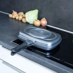 Herenthal Dubbele Grillpan - Ø 28 Cm - Koekenpan - Keramische Pan - Marmeren Coating Met Antiaanbaklaag - PFAS & PFOA Vrij - Pan - Grill - Vermindert Geur, Rook En Oliespatten - Zilver -Pot Benodigdheden Winkel 1200x1200 564