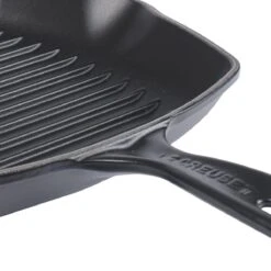 Le Creuset Gietijzeren Vierkante Grillpan - 26cm - Mat Zwart 11 Le Creuset Gietijzeren Vierkante Grillpan - 26cm - Mat Zwart -Pot Benodigdheden Winkel 1200x1200 602