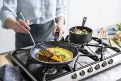 GreenPan Memphis Hapjespan 28cm - Zwart - Inductie - PFAS-vrij -Pot Benodigdheden Winkel 1200x800 123