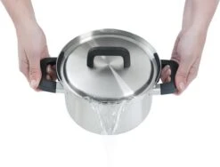 BK Flow Cool Pannenset - 4-delig – RVS Deksels - Veilig Afgietsysteem - Geschikt Voor Alle Warmtebronnen -Pot Benodigdheden Winkel 1200x912