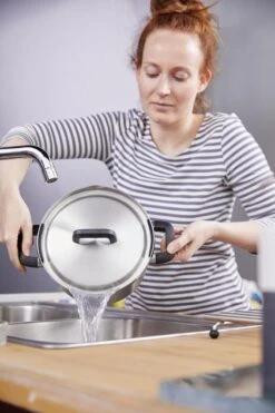 BK Flow Cool Pannenset - 4-delig – RVS Deksels - Veilig Afgietsysteem - Geschikt Voor Alle Warmtebronnen -Pot Benodigdheden Winkel 799x1200 1