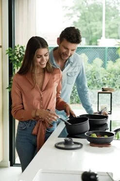 BergHOFF Steelpan Met Deksel Stone 18 Cm - Leo -Pot Benodigdheden Winkel 800x1200 27