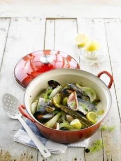 Le Creuset Braadpan Faitout Tradition Kersenrood - ø 24 Cm / 3 Liter -Pot Benodigdheden Winkel 901x1200